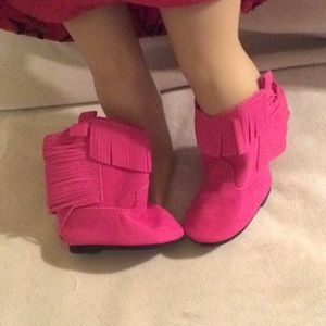Doll boots
